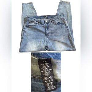 Fashion Nova size 15 skinny jeans